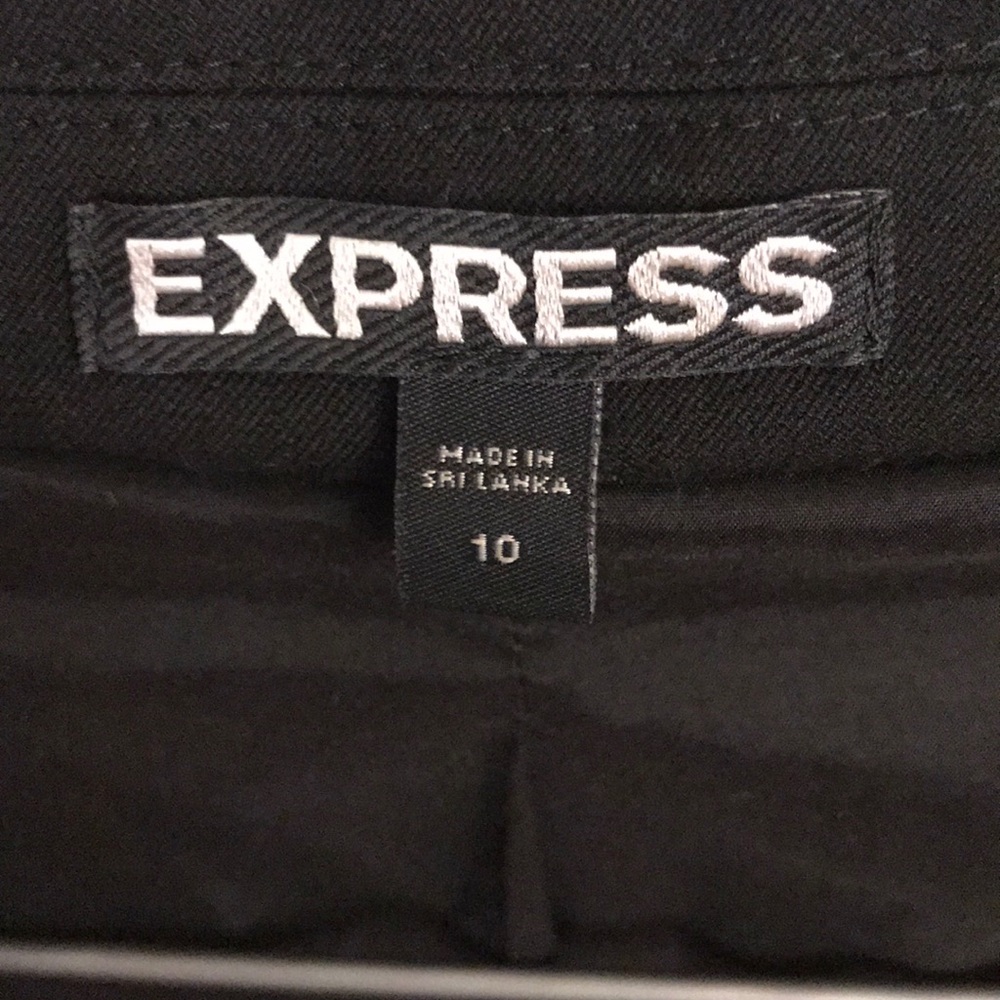 Express - Picture 3 of 4